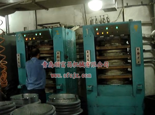 順富昌內(nèi)胎硫化機www.jiudan.net