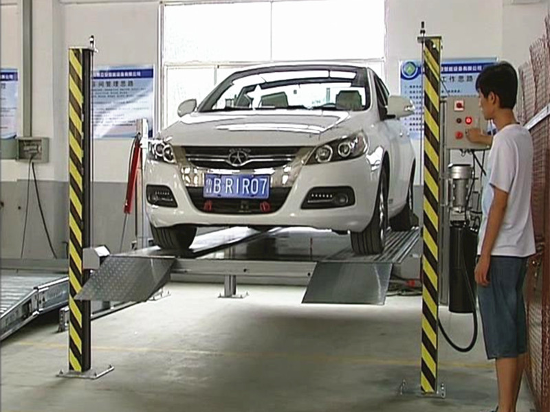 四柱家用立體車庫(kù)